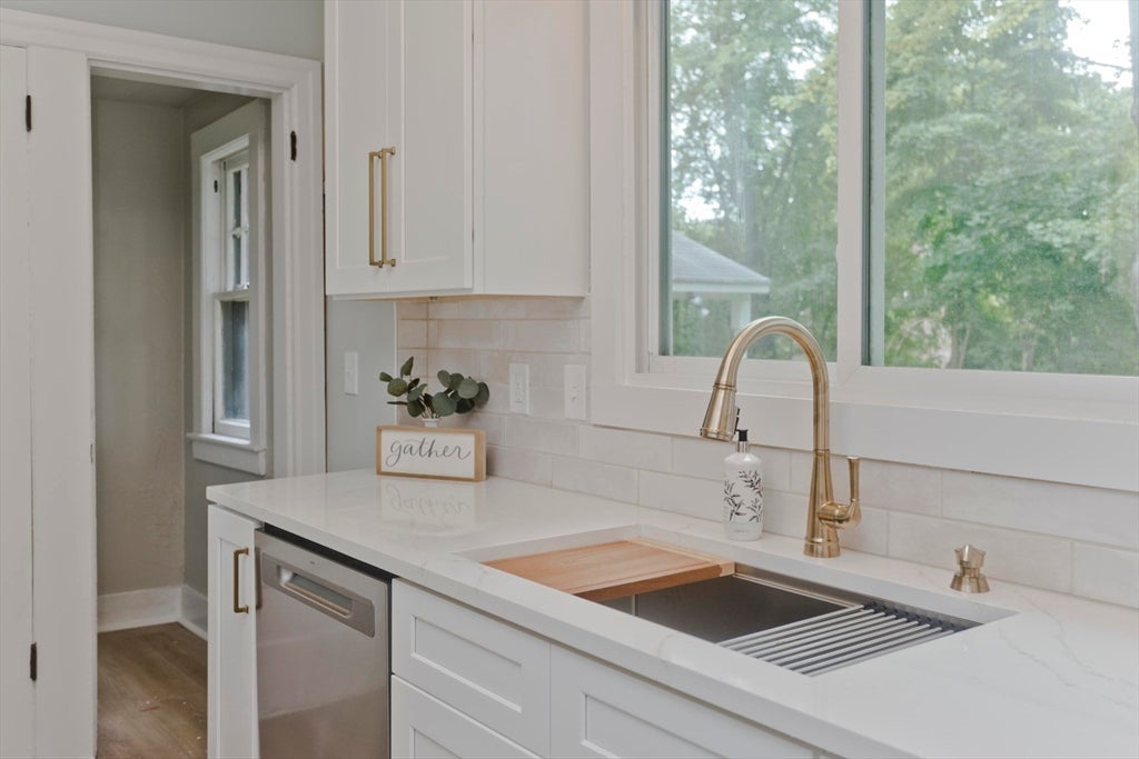 45 Bellevue Ave, Longmeadow, MA, 45 Bellevue Ave, Longmeadow, MA Photo #7
