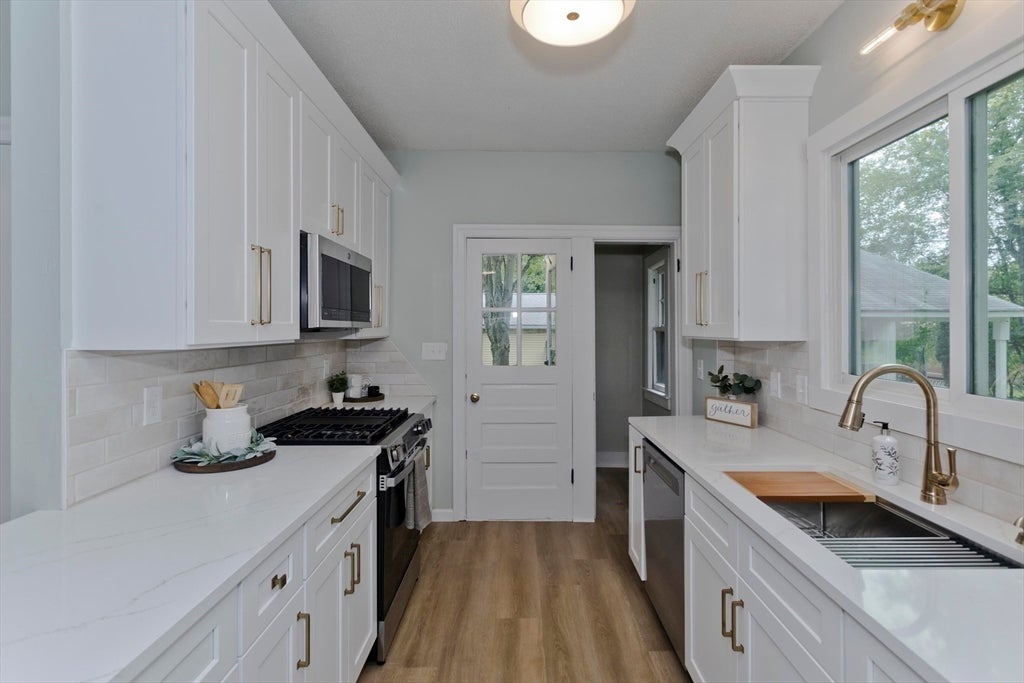 45 Bellevue Ave, Longmeadow, MA, 45 Bellevue Ave, Longmeadow, MA Photo #12