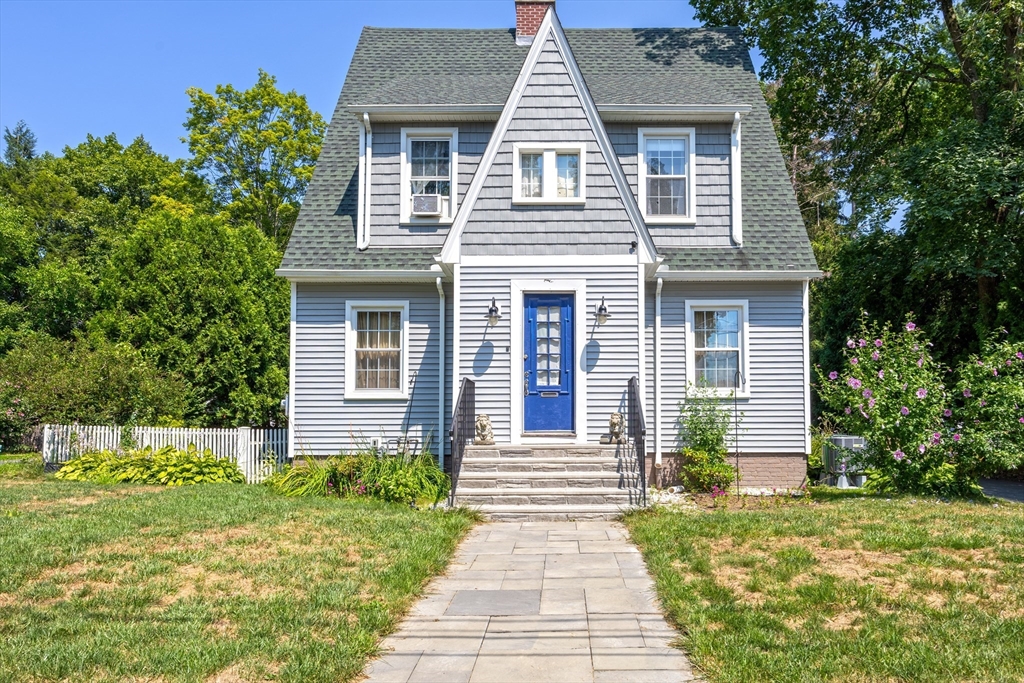 6 Central Ave