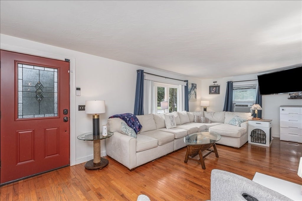 254 Cambridge Rd, Woburn, MA, 254 Cambridge Rd, Woburn, MA Photo #6