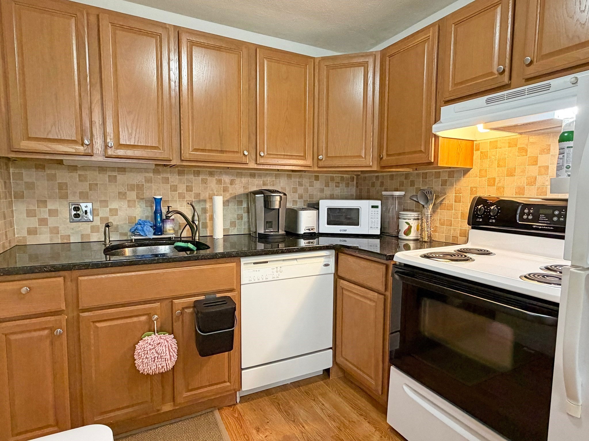 1077 Chestnut St #8, Newton, MA, 1077 Chestnut St #8, Newton, MA Photo #3