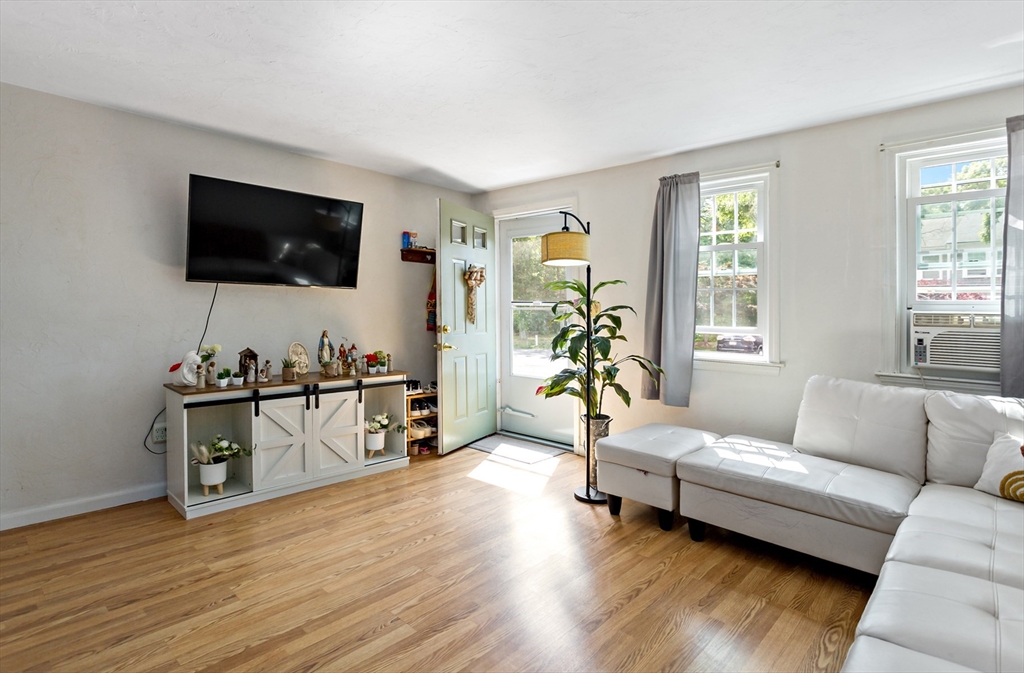 300 Falmouth Road 21C