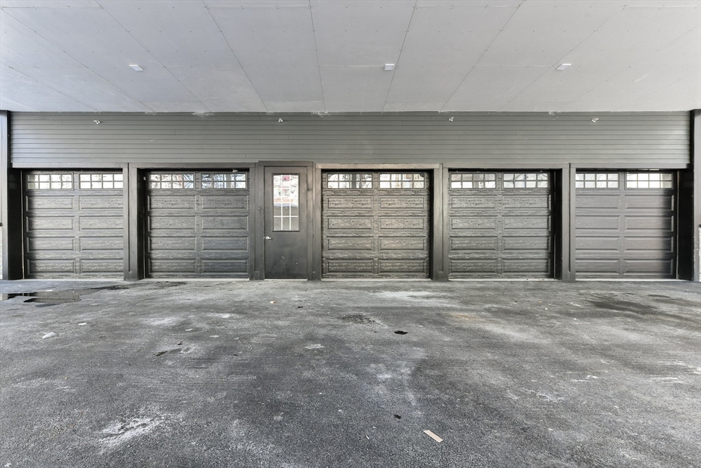 87 Parker St 403