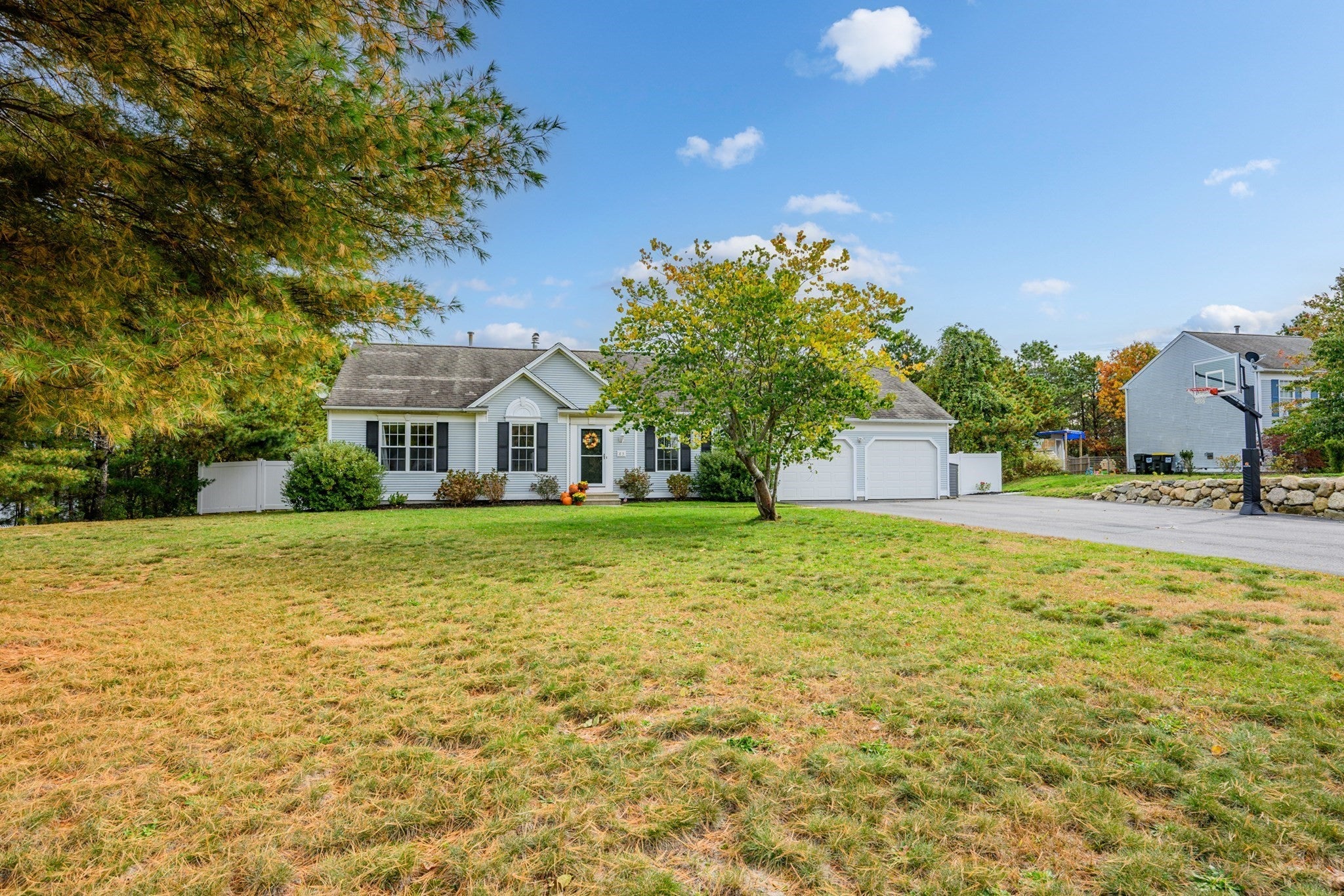 83 Dickson Dr