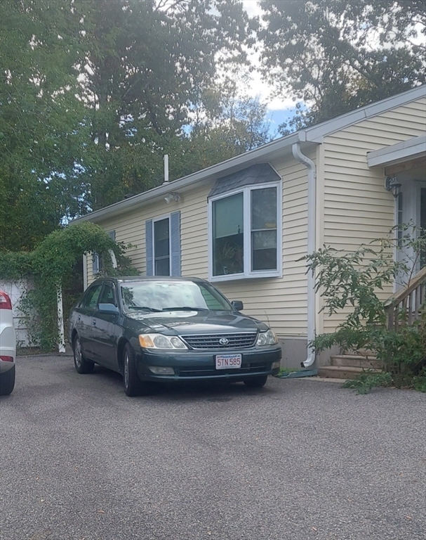 79 Manomet Point Rd