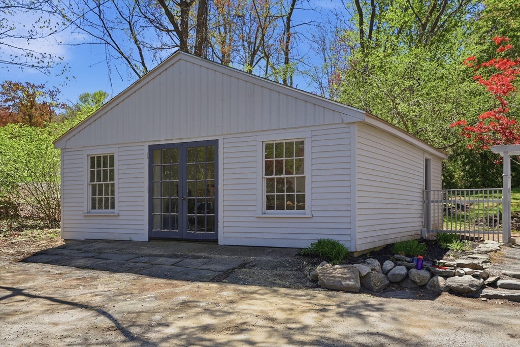 20 Concord Dr