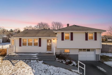 Photo of 23 Mount Vernon Cir, Lawrence, MA 01843 (MLS # 73462620)