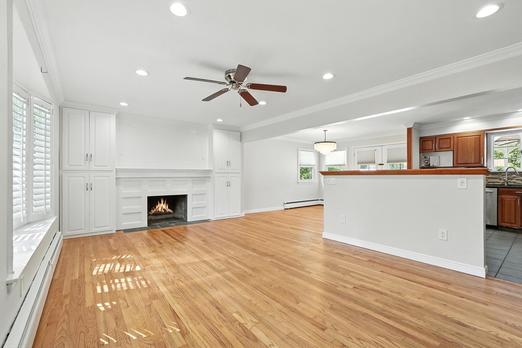 15 Oak Bluff Cir