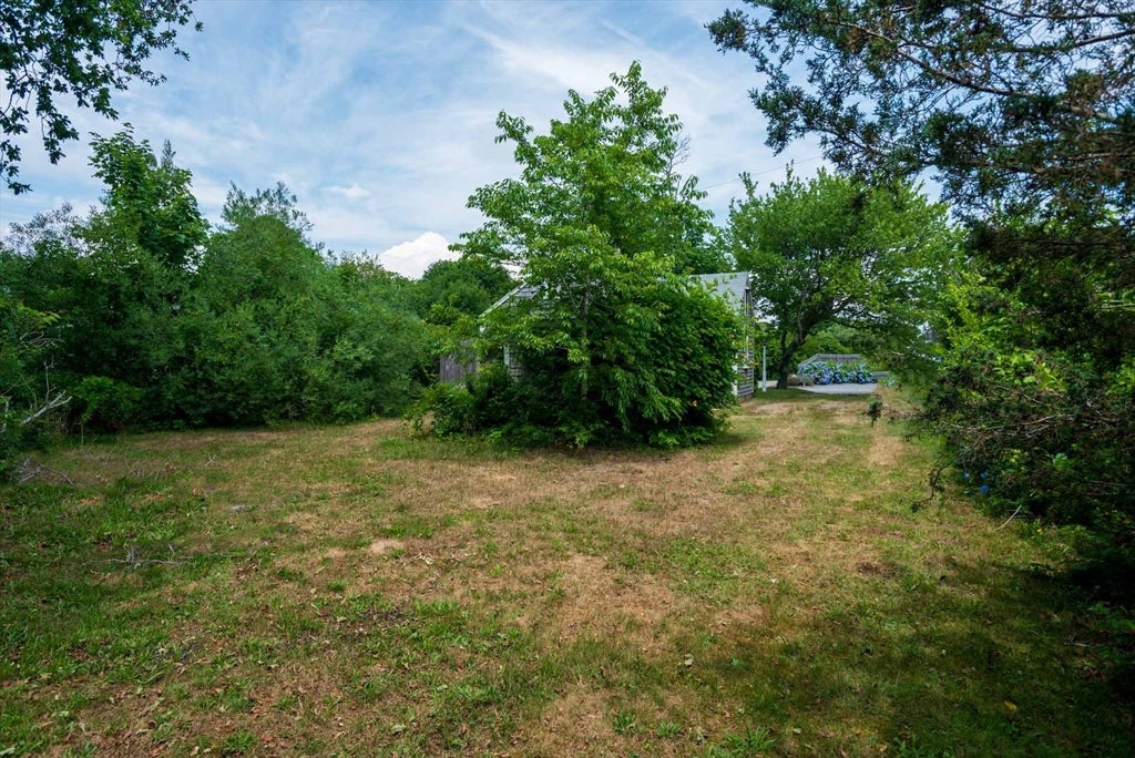 34 Curtis Ln