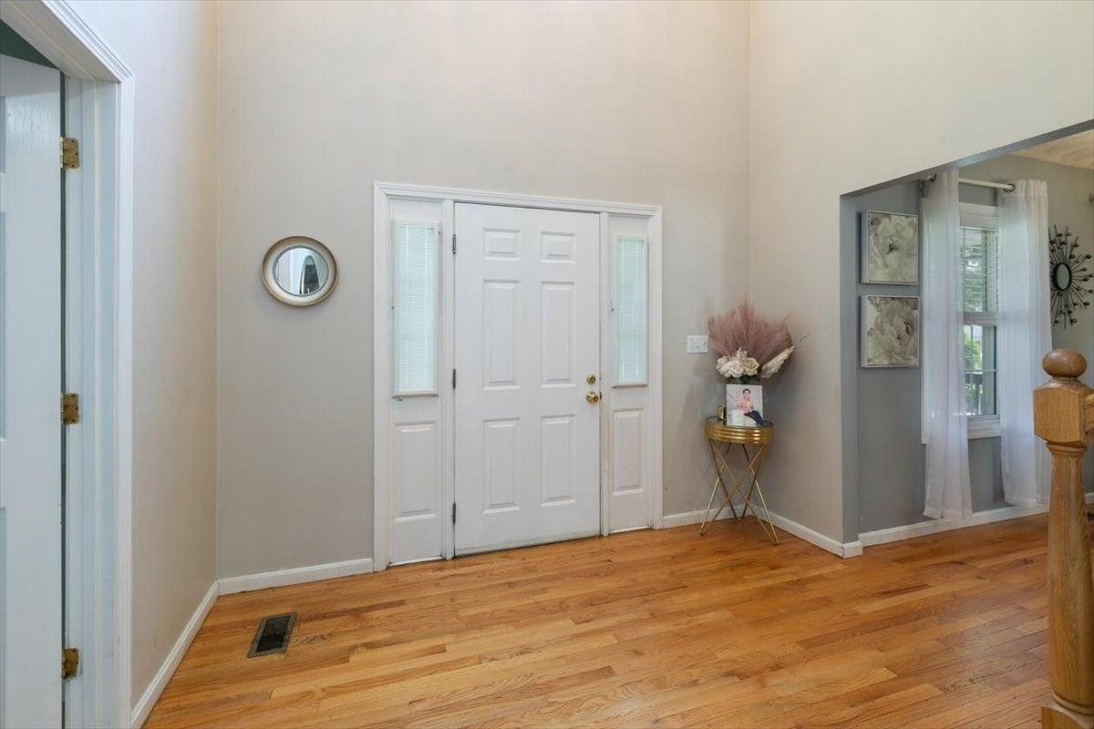 10 Blye Rd