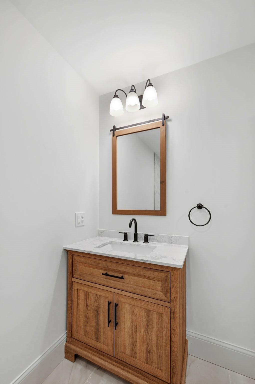 2 Railroad Avenue #1, Rowley, MA, 2 Railroad Avenue #1, Rowley, MA Photo #27