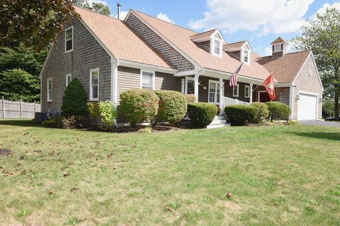 10 Birch Bottom Circle Rockland MA 02370