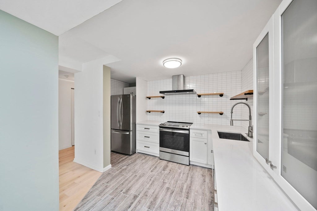 155 George Washington Blvd 205