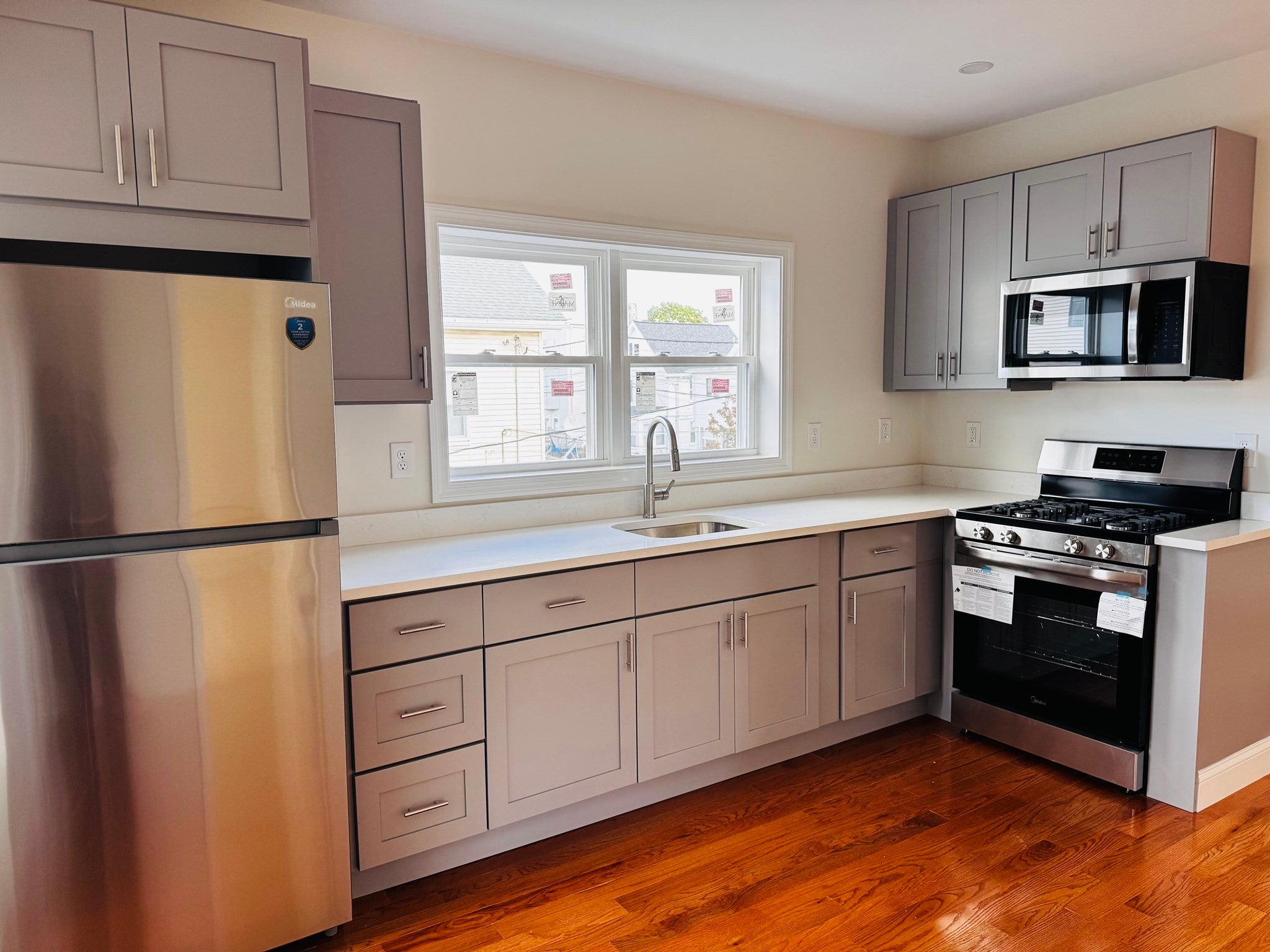 150 Bradford St #2, Everett, MA, 150 Bradford St #2, Everett, MA Photo #1