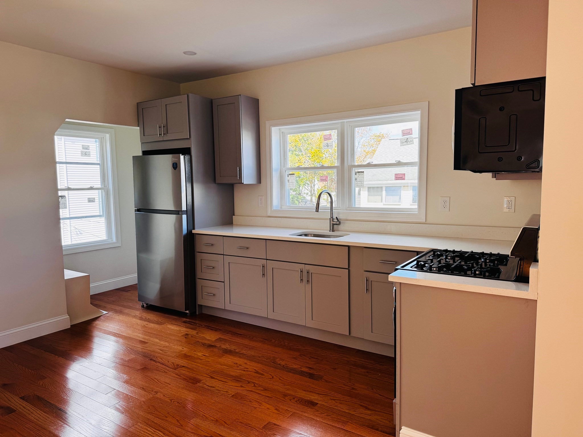 150 Bradford St #2, Everett, MA, 150 Bradford St #2, Everett, MA Photo #3