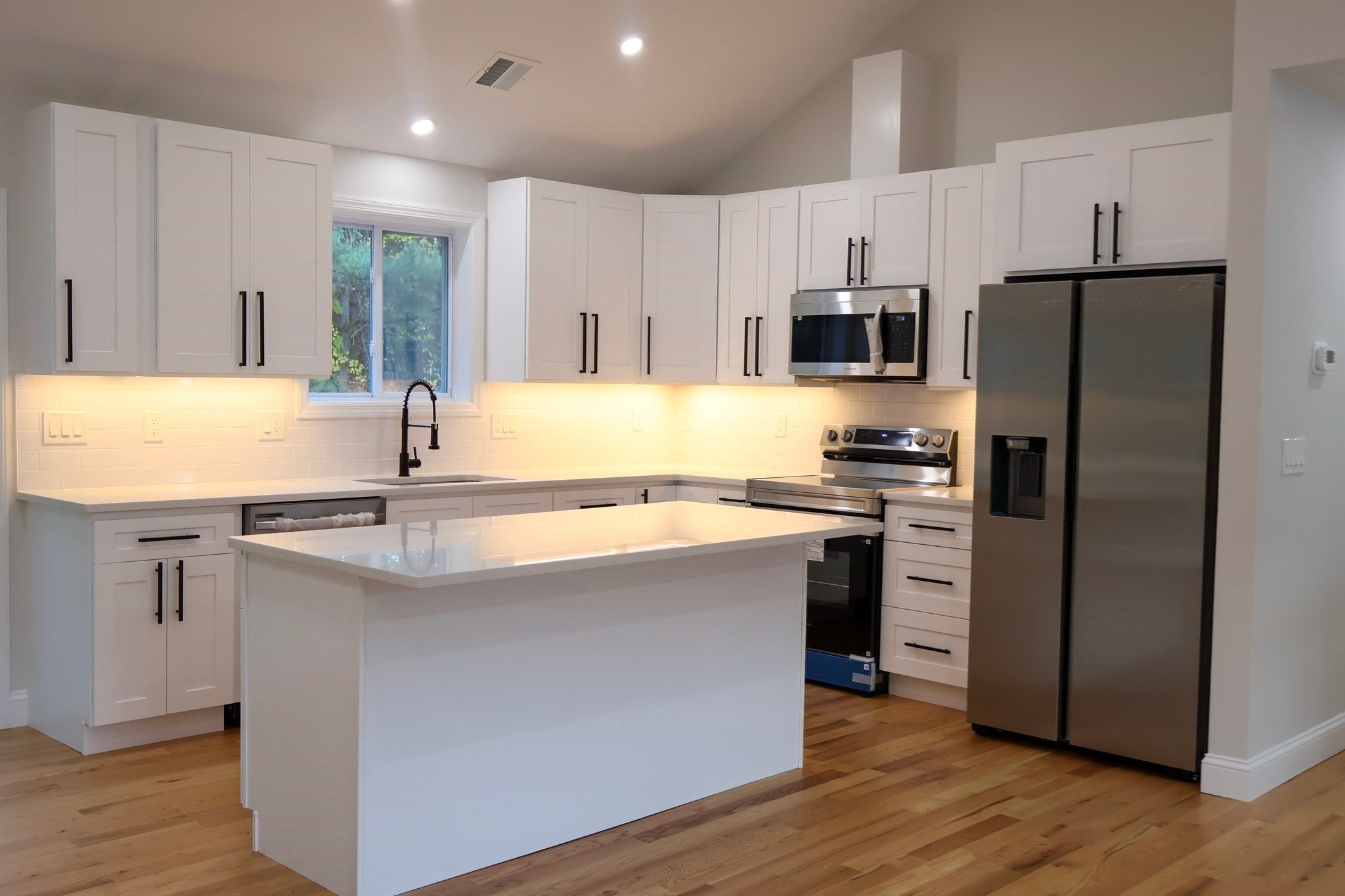 190 Southbridge Rd, Dudley, MA Photo #8