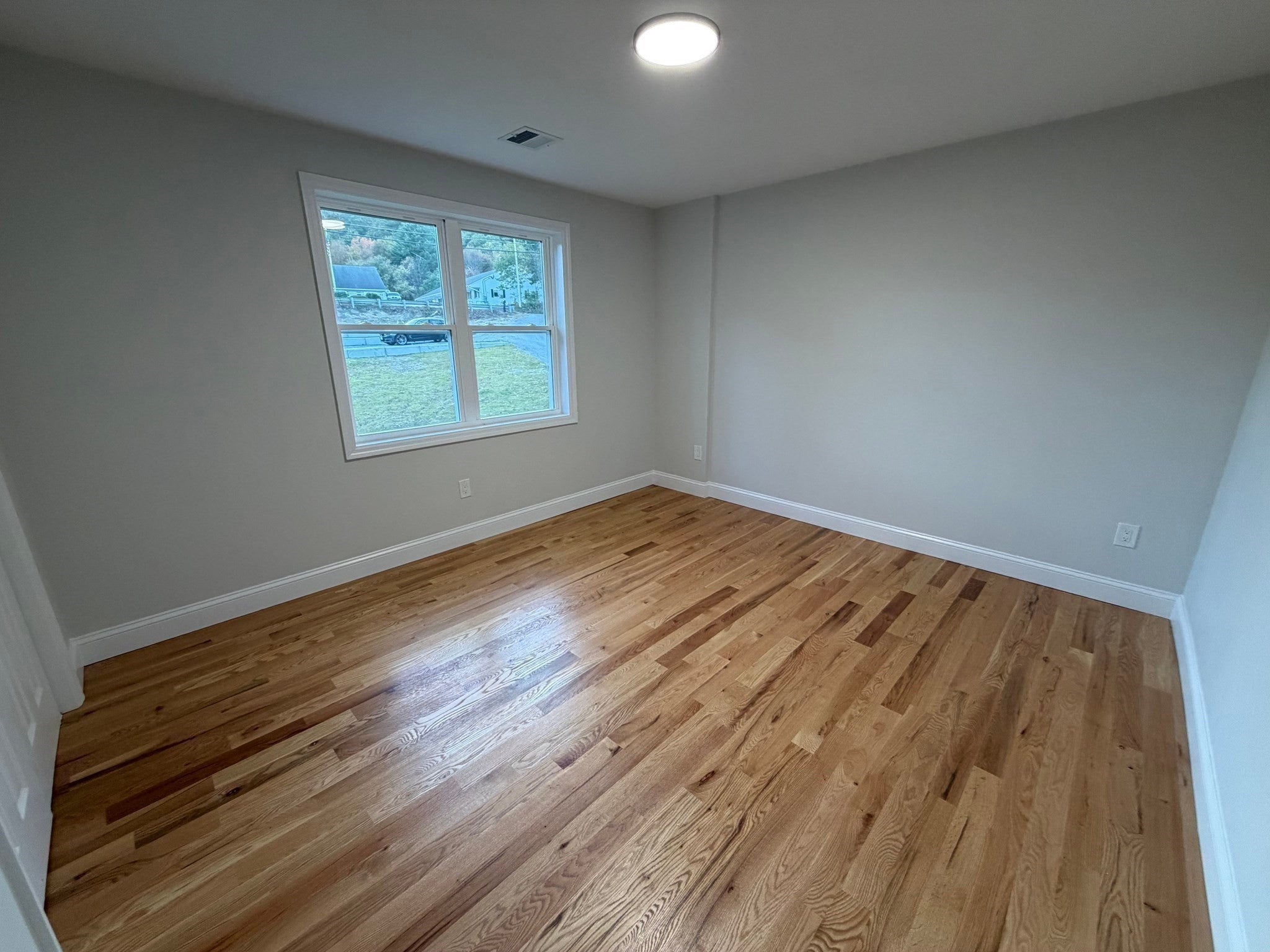 190 Southbridge Rd, Dudley, MA Photo #12