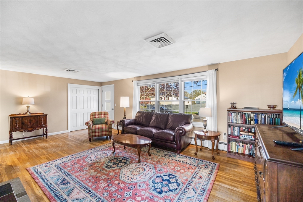 26 Mount Vernon Cir