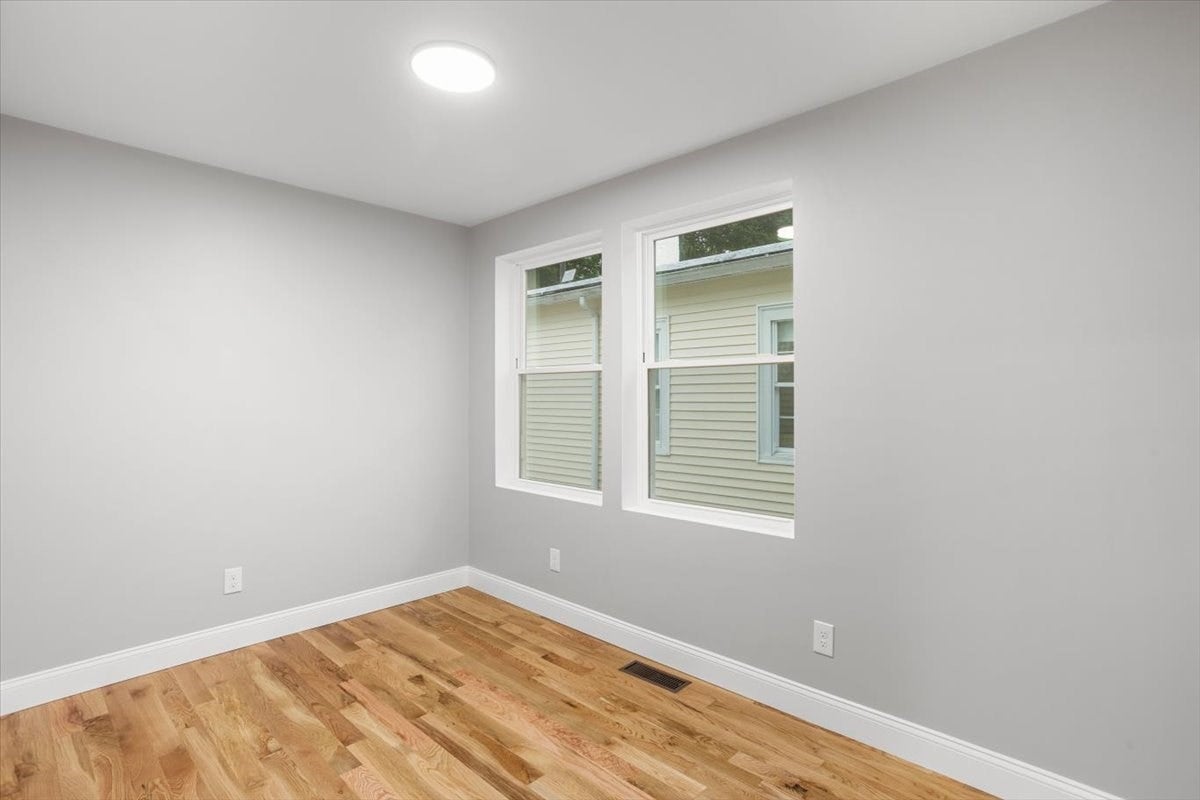 28 Potters Ave, Providence, RI Photo #15