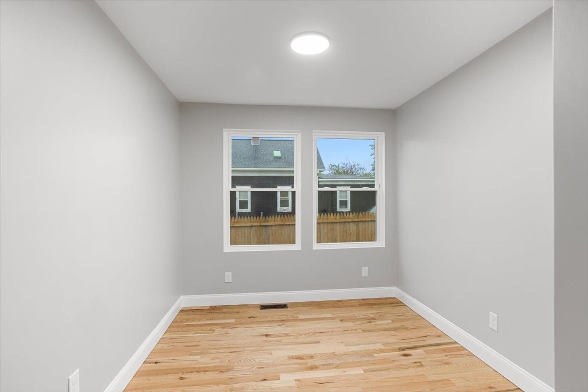 28 Potters Ave, Providence, RI Photo #18