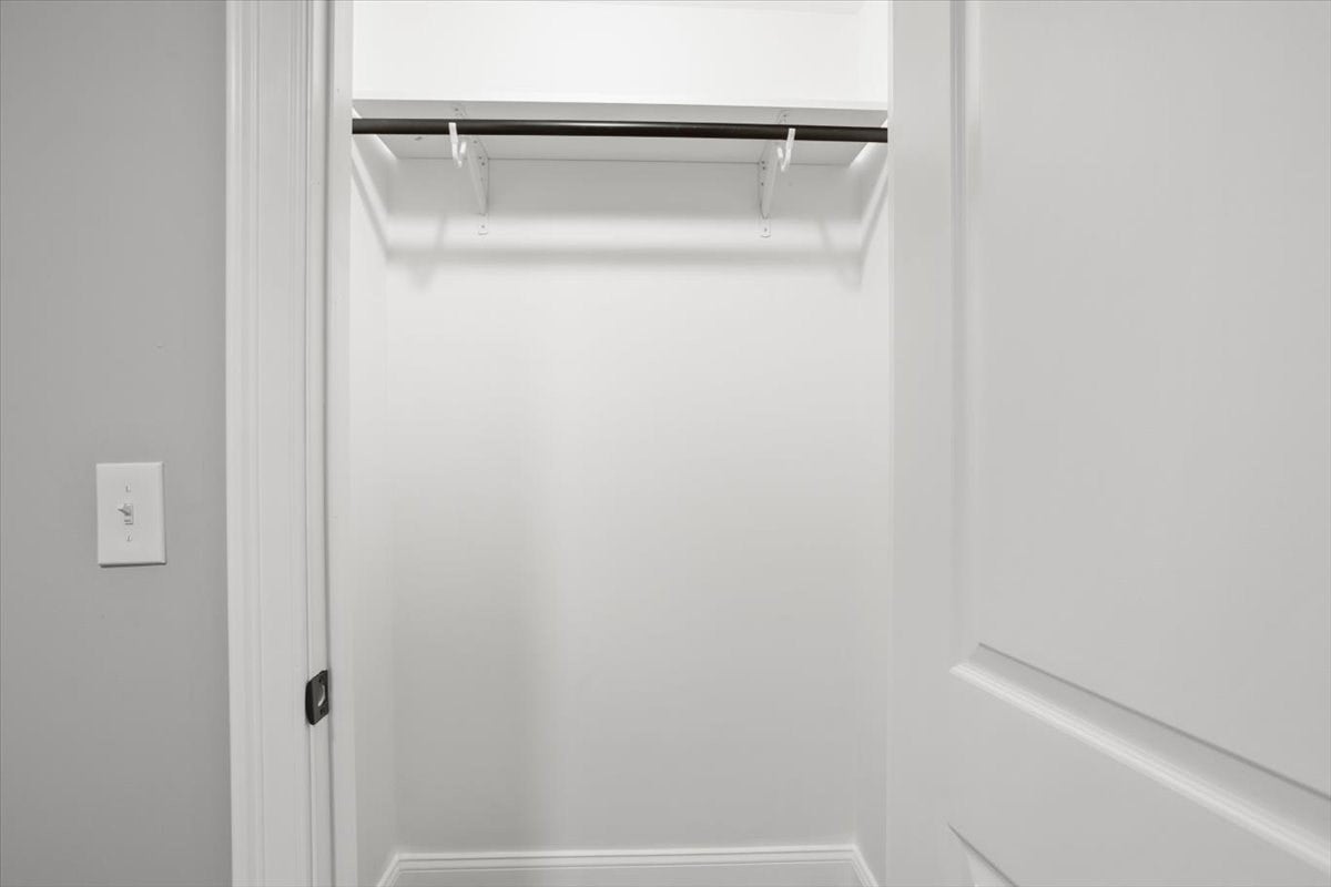 28 Potters Ave, Providence, RI Photo #35