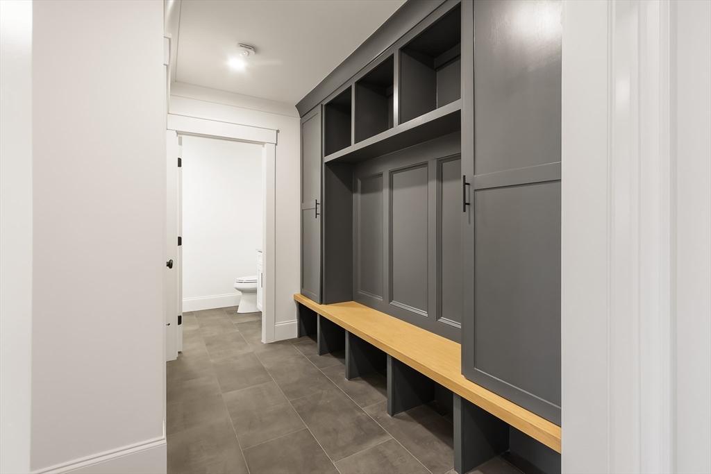 Natick, Massachusetts 01760, United States, 5 Bedrooms Bedrooms, ,5 BathroomsBathrooms,Residential,Contingent,132496