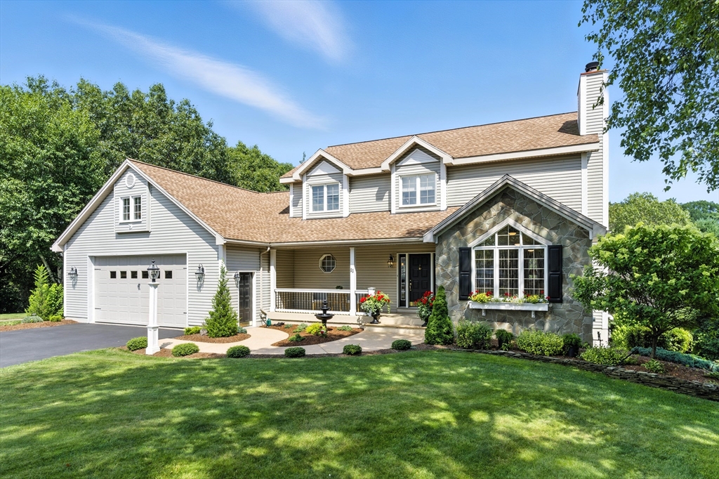 11 Applewood Lane
