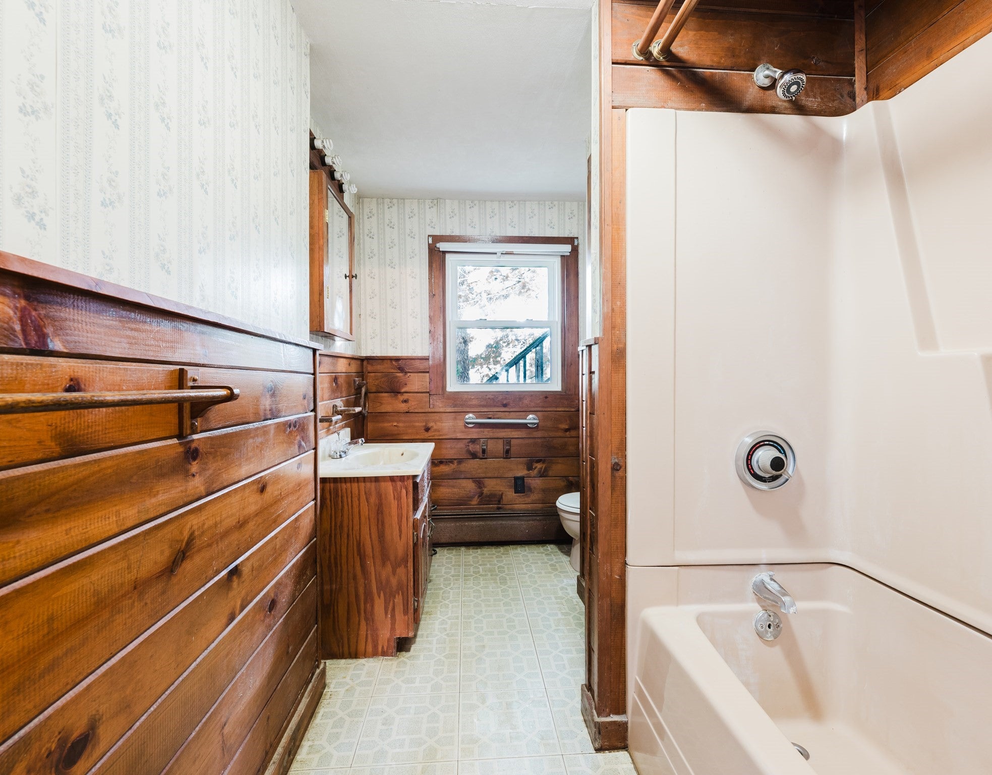 16 Tremont St, Dartmouth, MA, 16 Tremont St, Dartmouth, MA Photo #23