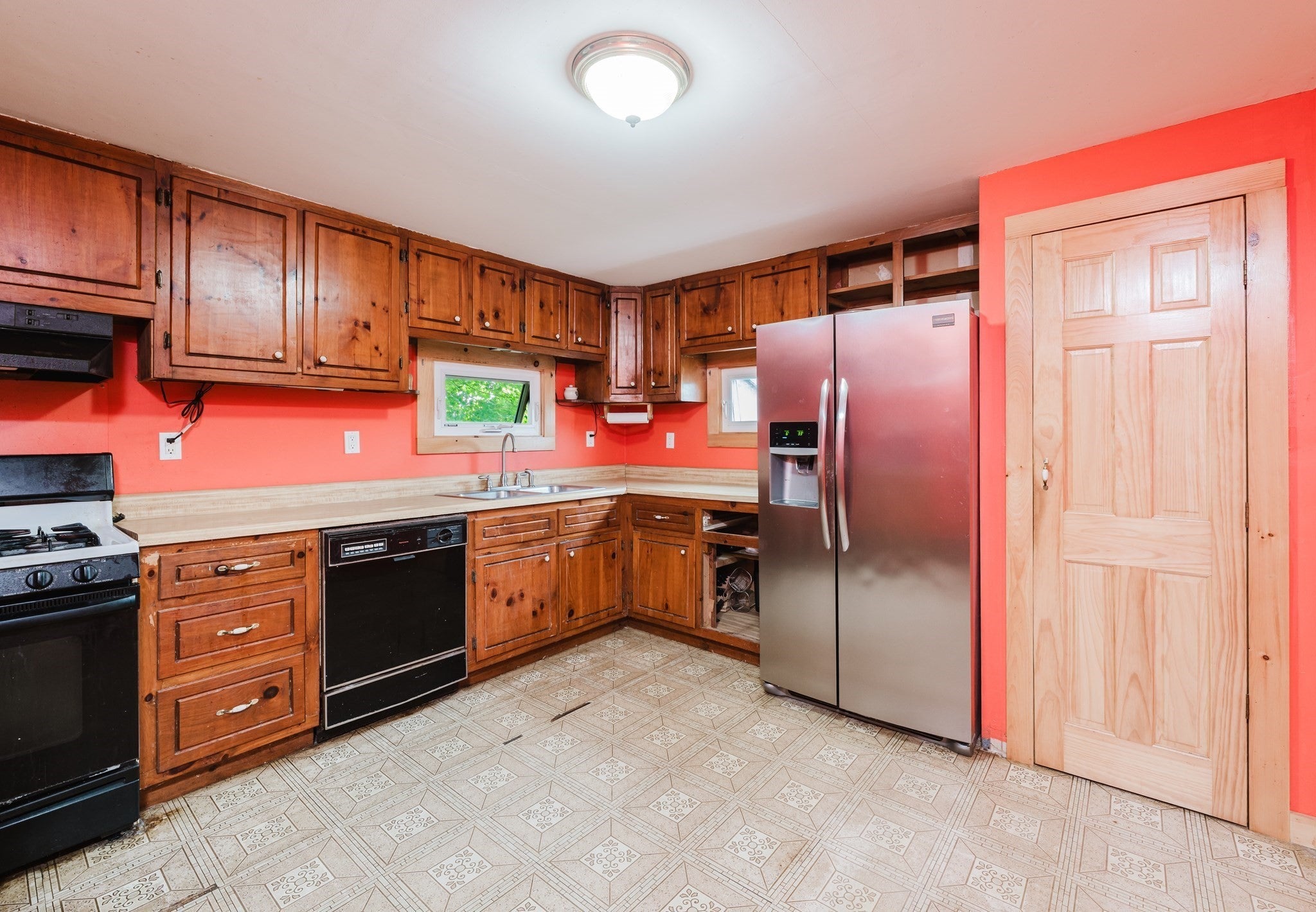 16 Tremont St, Dartmouth, MA, 16 Tremont St, Dartmouth, MA Photo #14