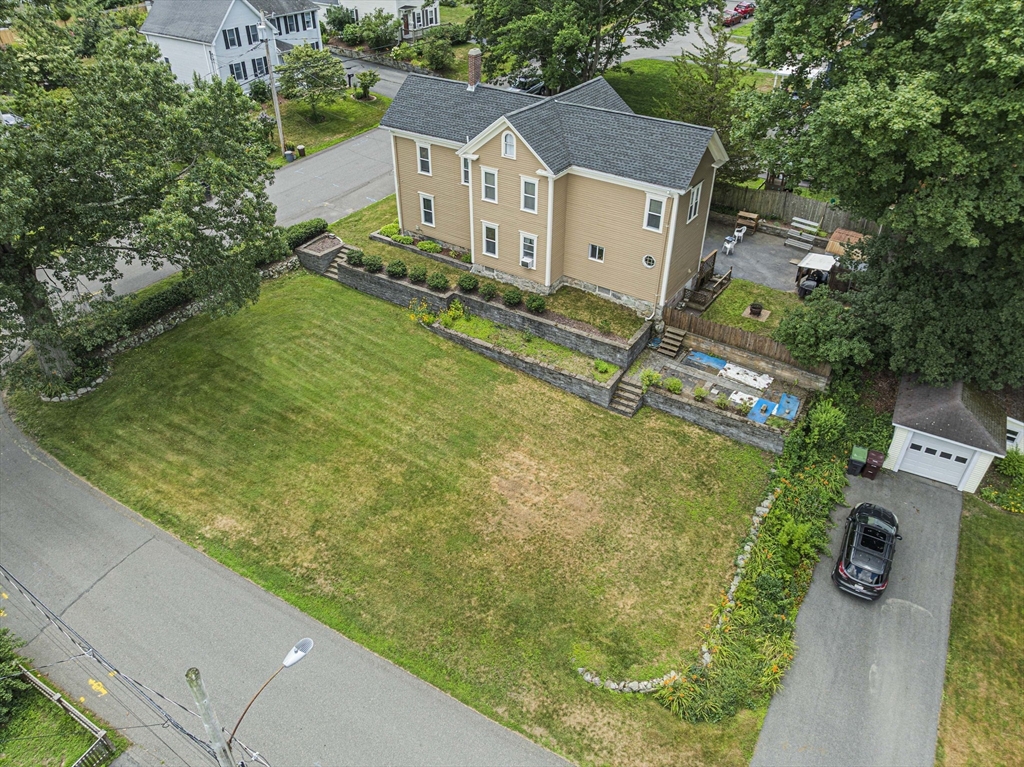 147 Quincy Ave