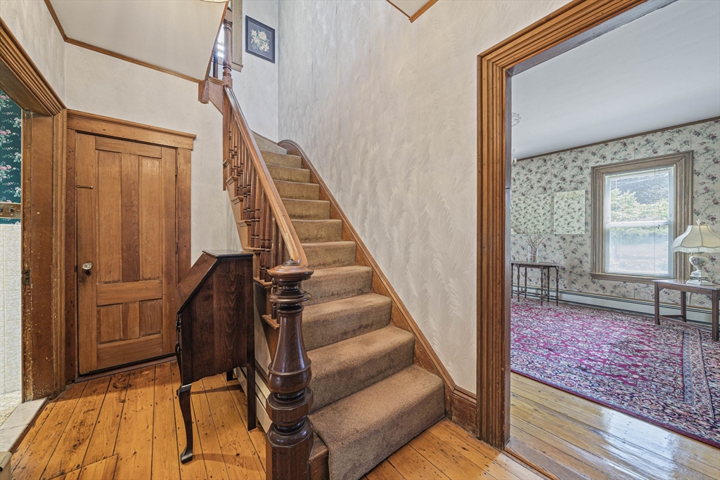 147 Quincy Ave