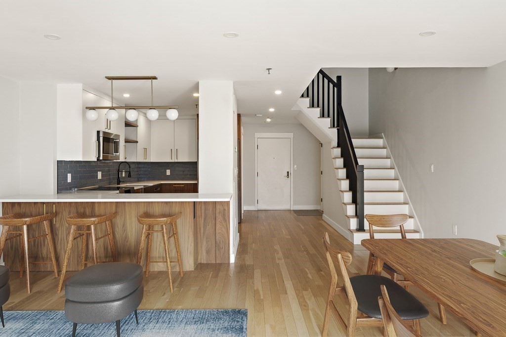 199 Coolidge Ave 113