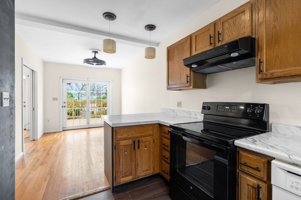 103 Claybourne 103