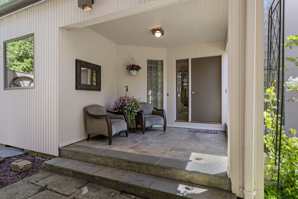 17 Juniper Ln
