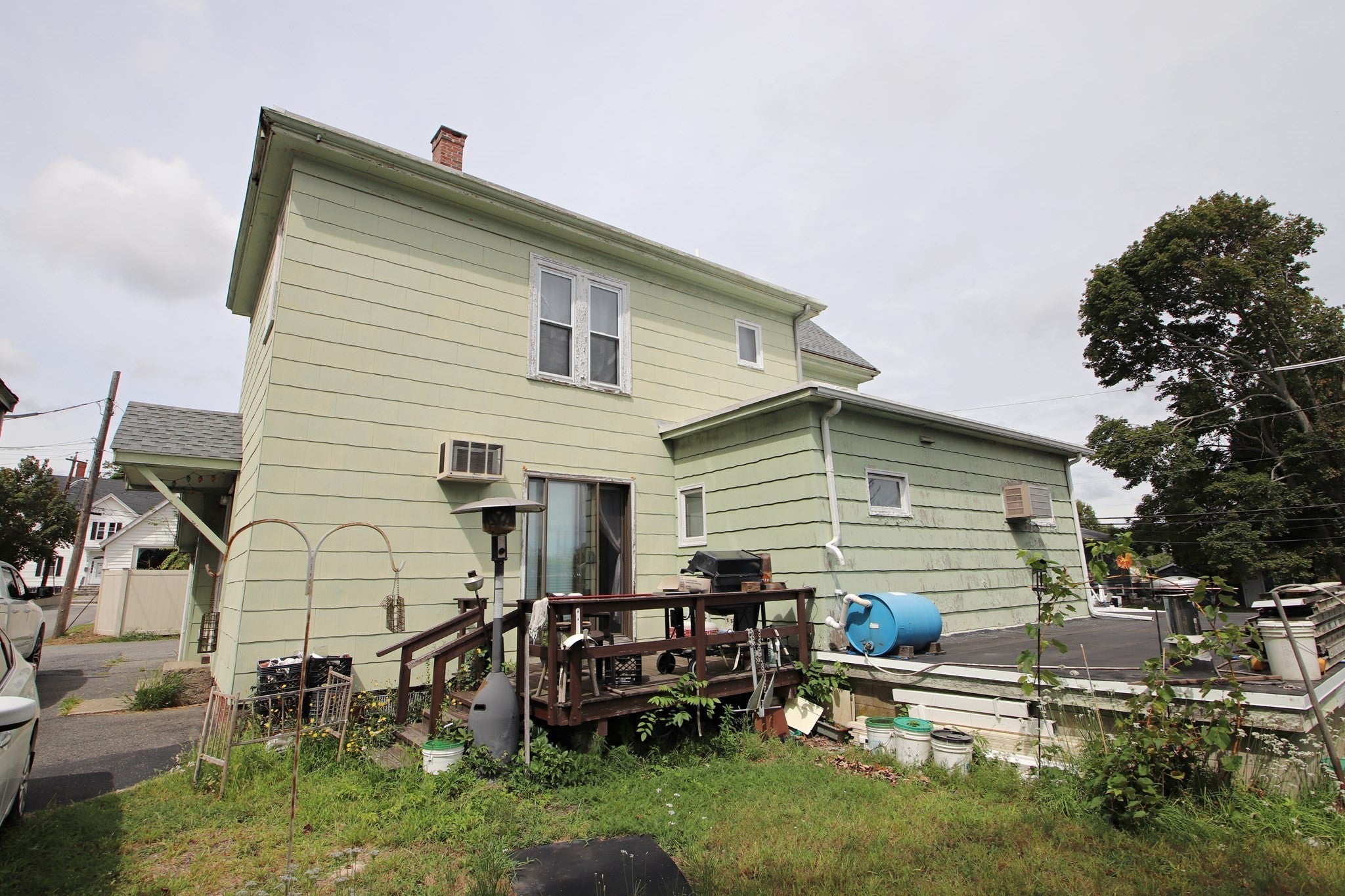 28 Wendell St