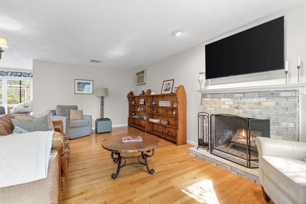 25 Towpath Dr, Wilmington, MA, 25 Towpath Dr, Wilmington, MA Photo #6