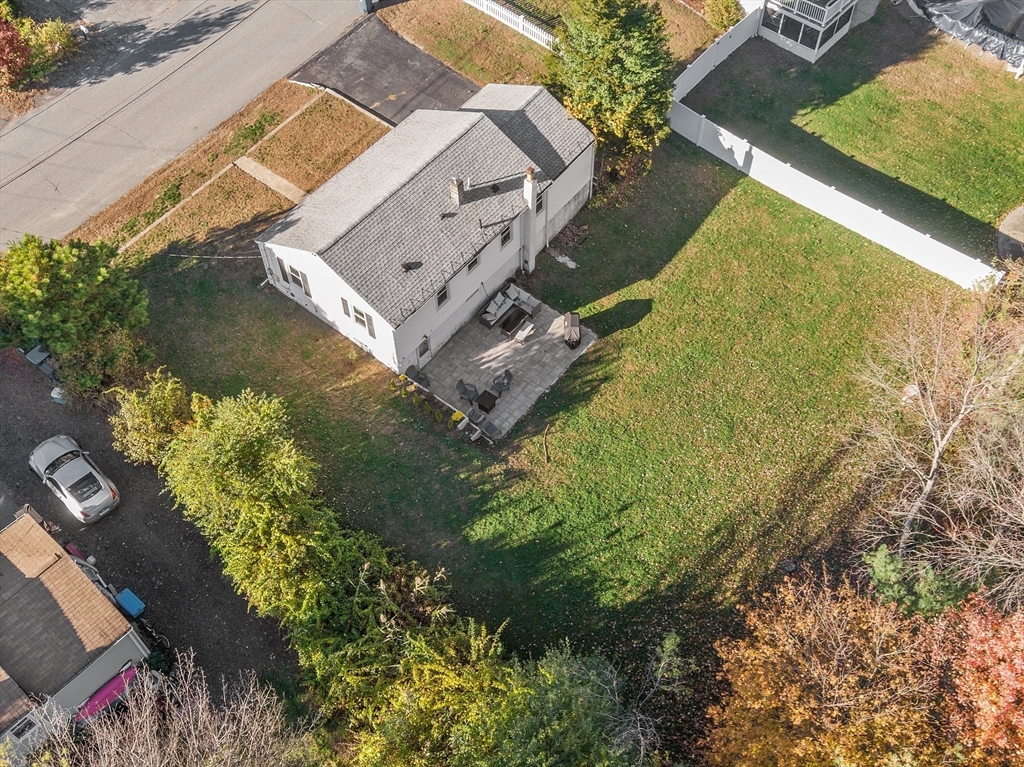 14 Hinckley Rd