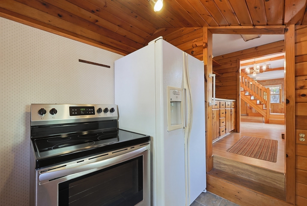 640 Pulaski Blvd, Bellingham, MA, 640 Pulaski Blvd, Bellingham, MA Photo #13
