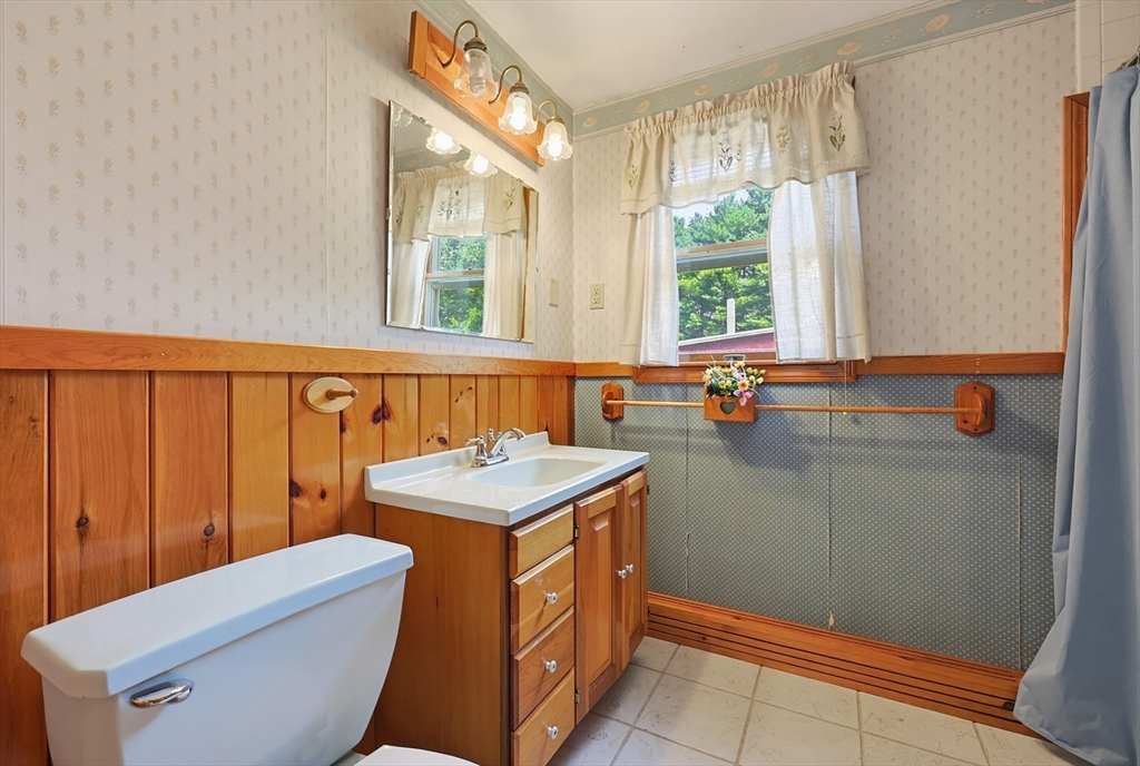 640 Pulaski Blvd, Bellingham, MA, 640 Pulaski Blvd, Bellingham, MA Photo #24