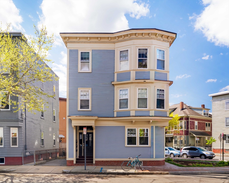 52 Plymouth St #1, Cambridge, MA Photo #1