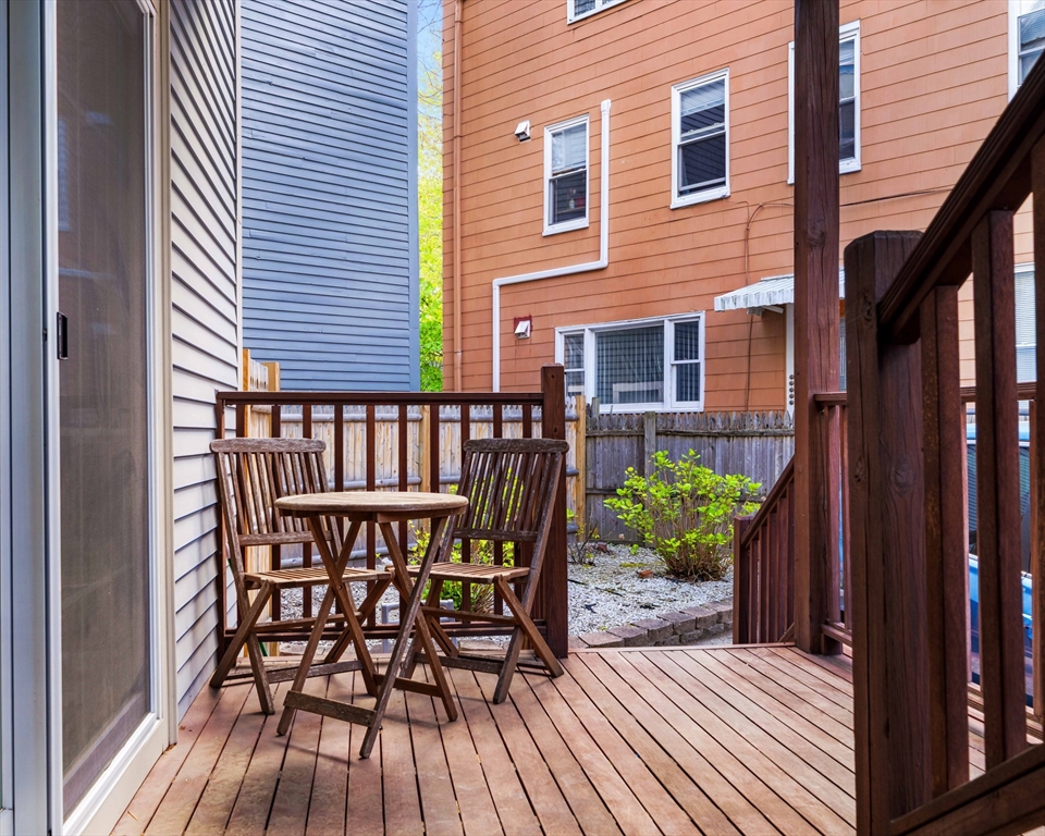 52 Plymouth St #1, Cambridge, MA Photo #16