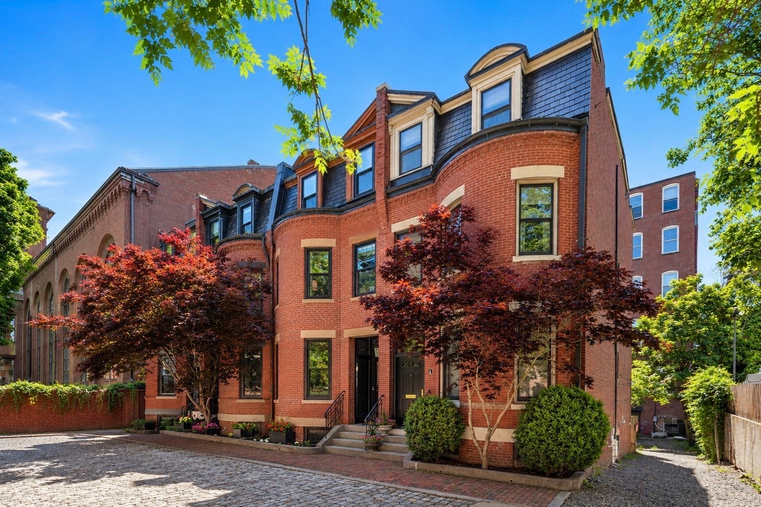 Photo of 2 Pelham Ter, Boston, MA