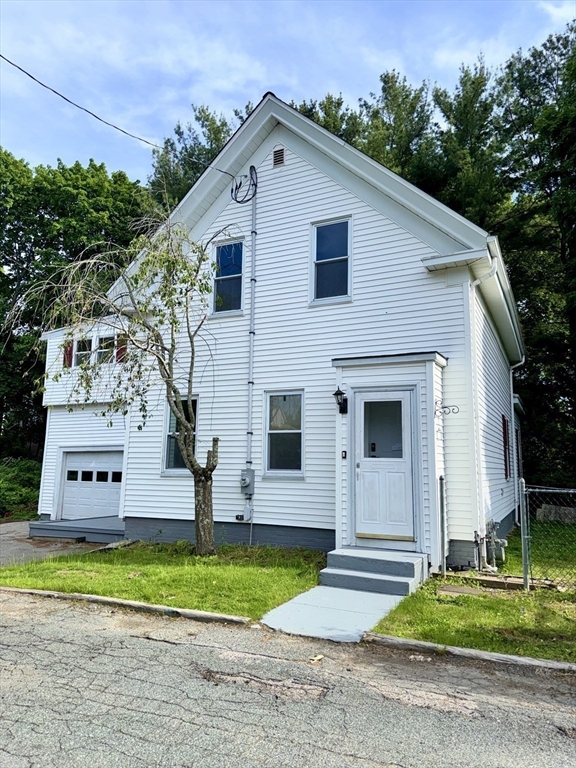 14 Elm Ave