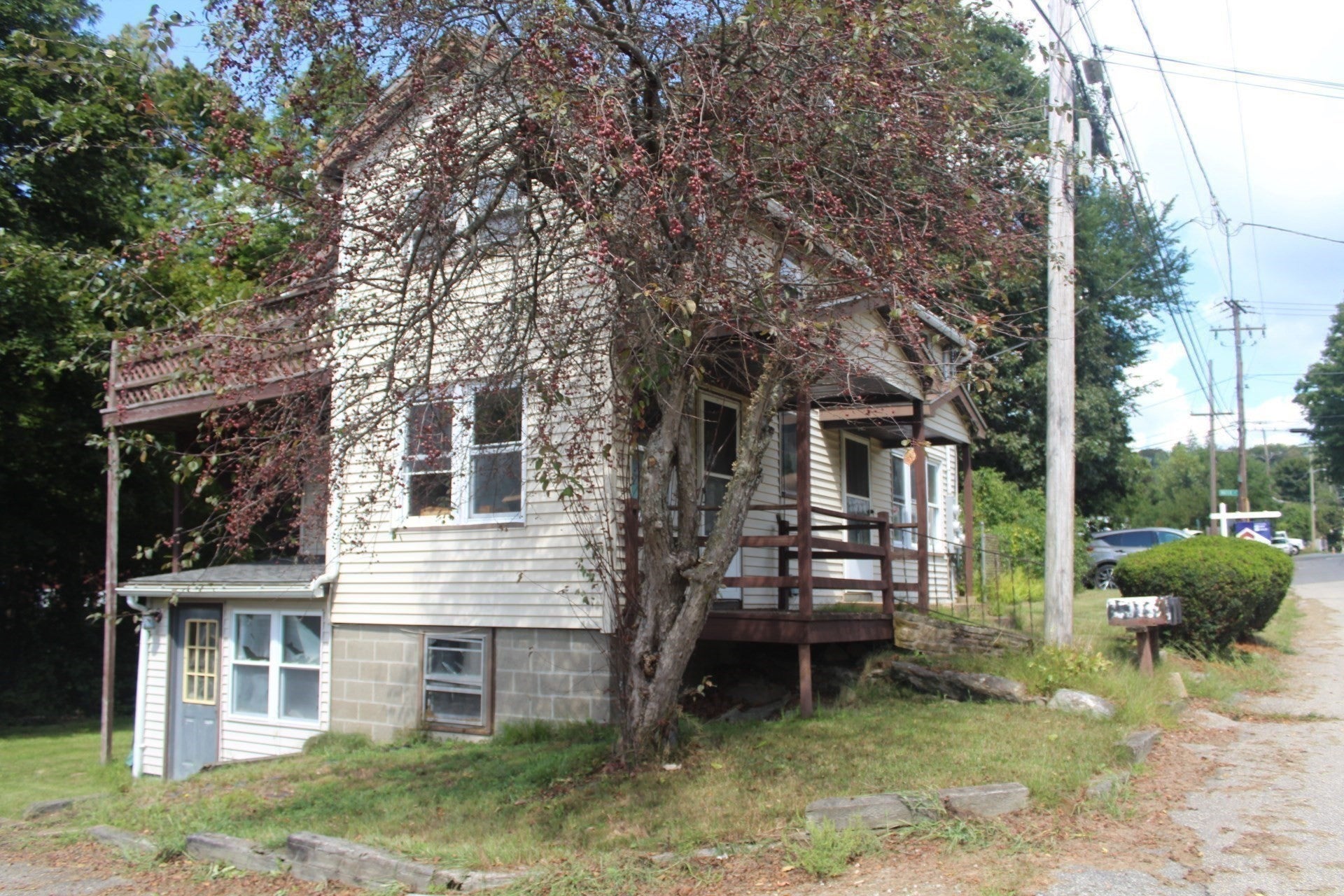 50 Valley St