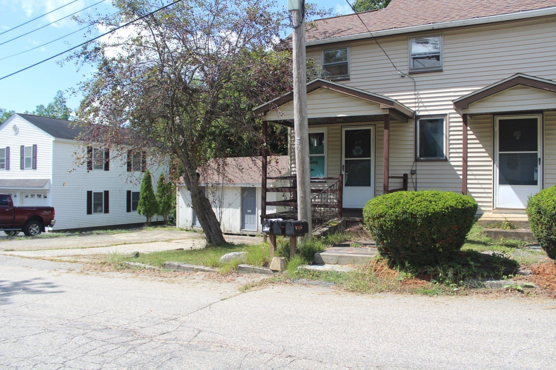 50 Valley St