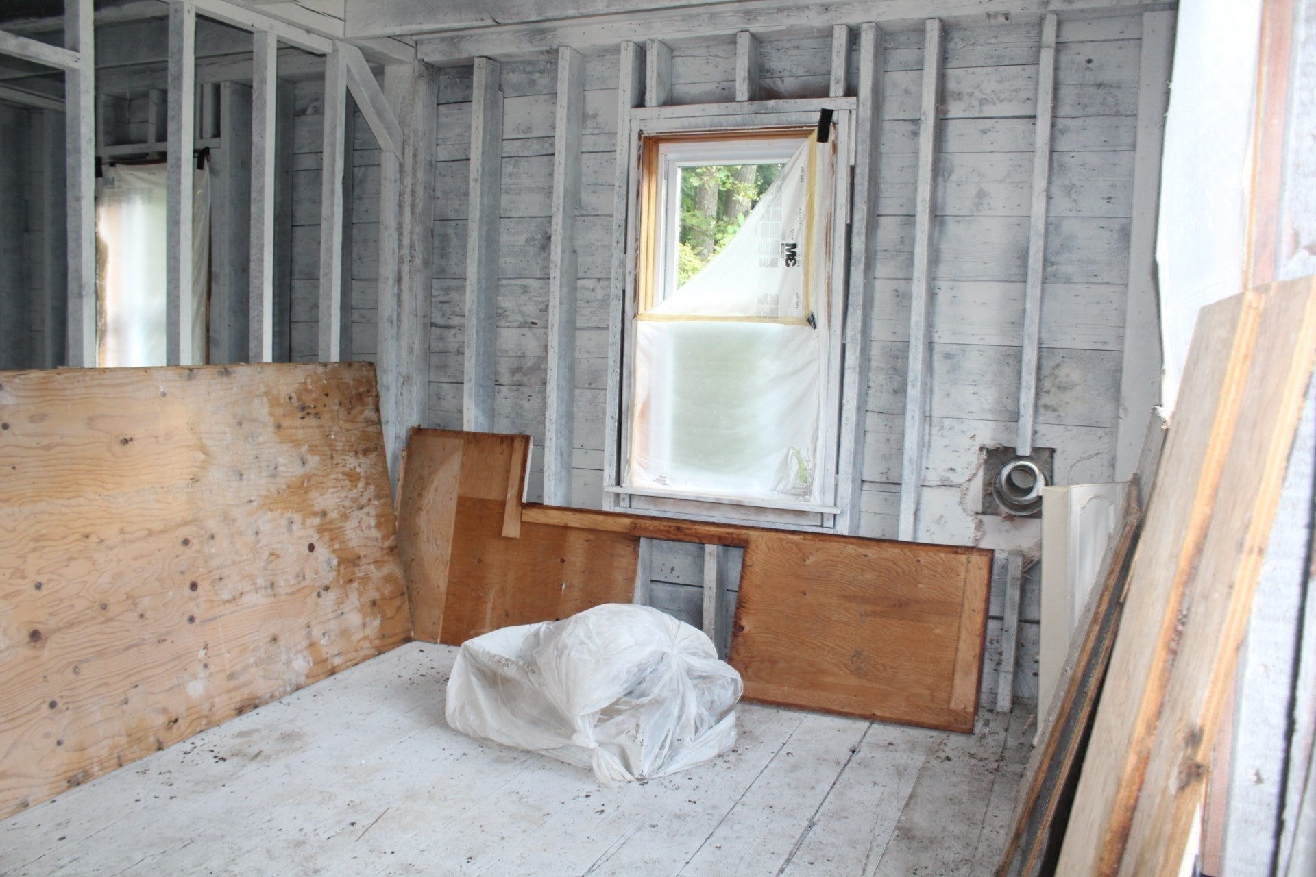 50 Valley St, Spencer, MA Photo #14