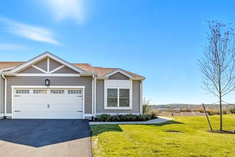 22 Horizon Dr 22 Millbury MA 01527