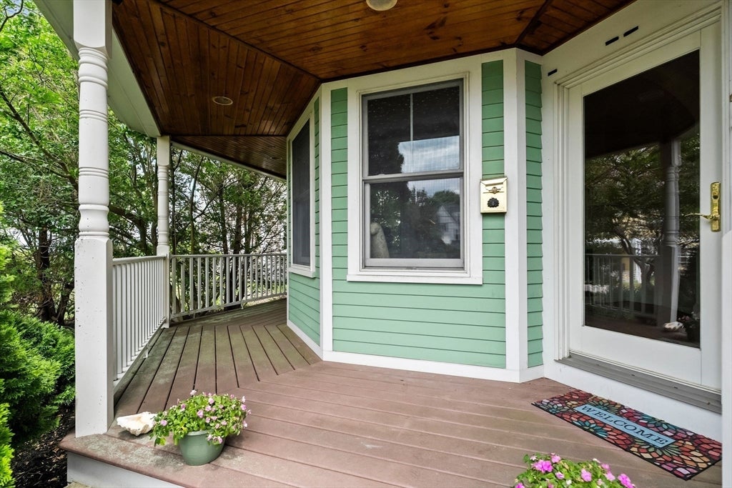 43 Andrew Ave