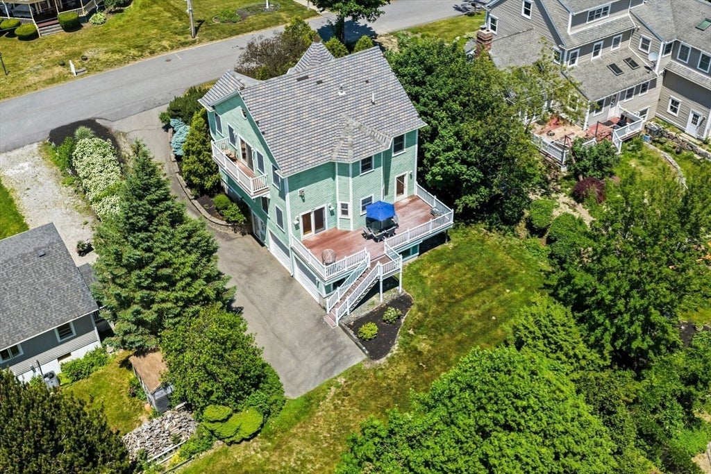 43 Andrew Ave