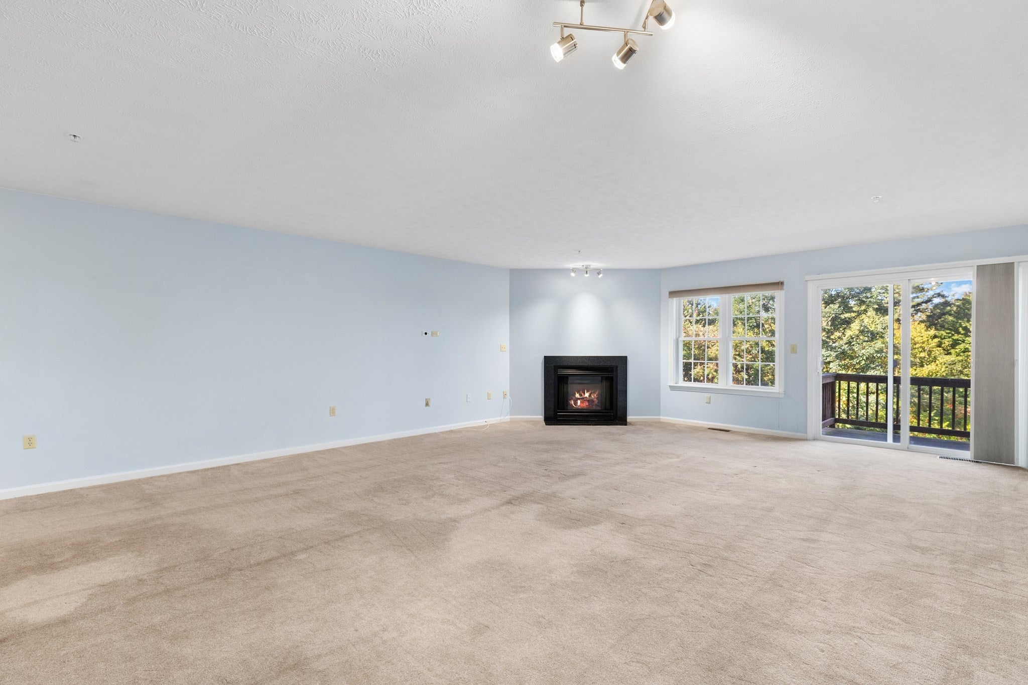 95 Green Briar Rd #95, Fitchburg, MA, 95 Green Briar Rd #95, Fitchburg, MA Photo #12